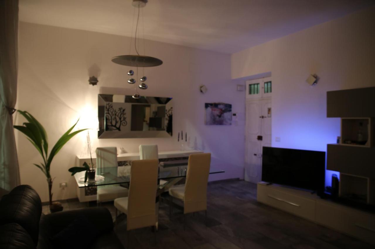 Alloggio Incantevole In Trastevere Rom Exteriör bild